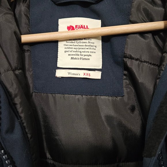 Nuuk Parka Women - Picture 2 of 3